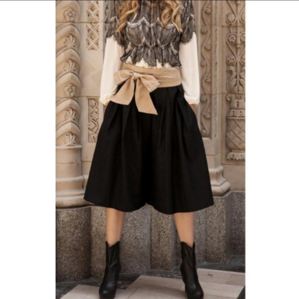 77344 Handmade Gaucho Pants